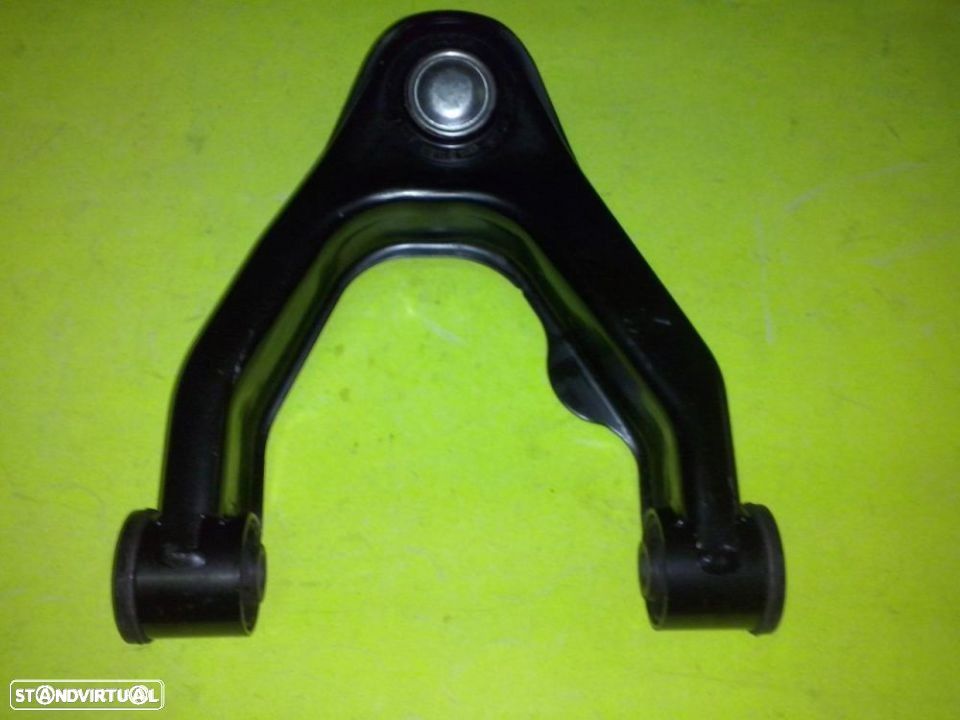 Braços de suspensão Nissan D22 Navara NOVOS - 1