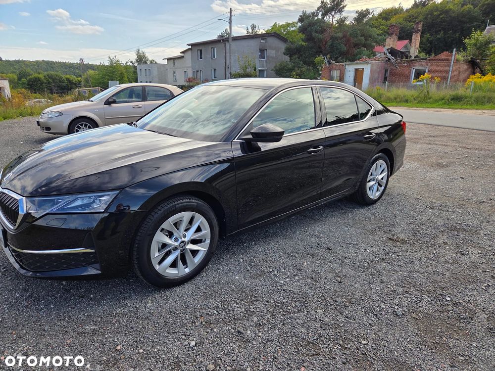Skoda Octavia 1.5 TSI Edition 130 Selection - 1
