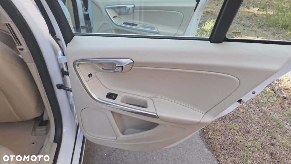 Volvo S60 - 24