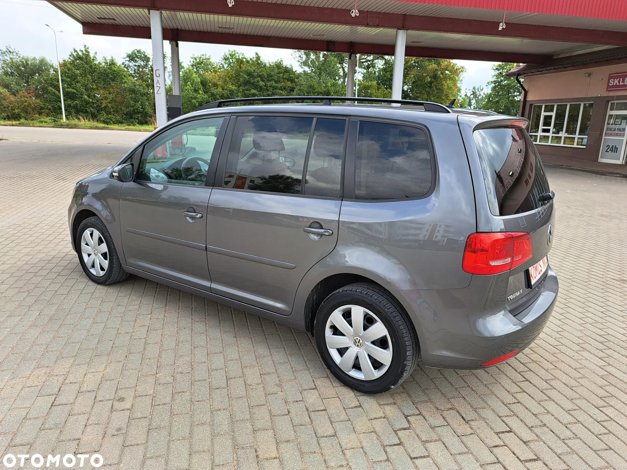 Volkswagen Touran - 9