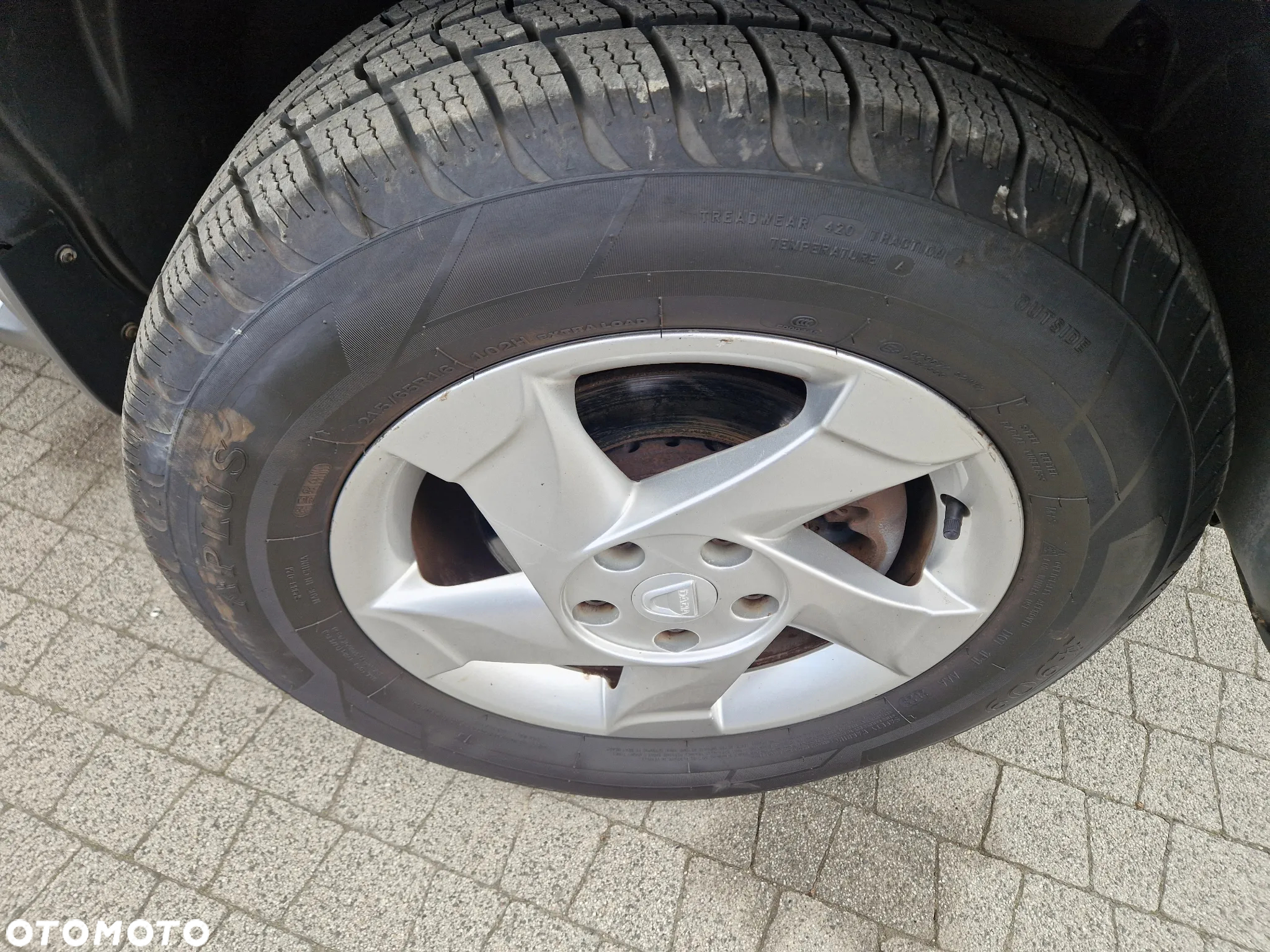 Dacia Duster 1.6 16V 4x2 Prestige - 31