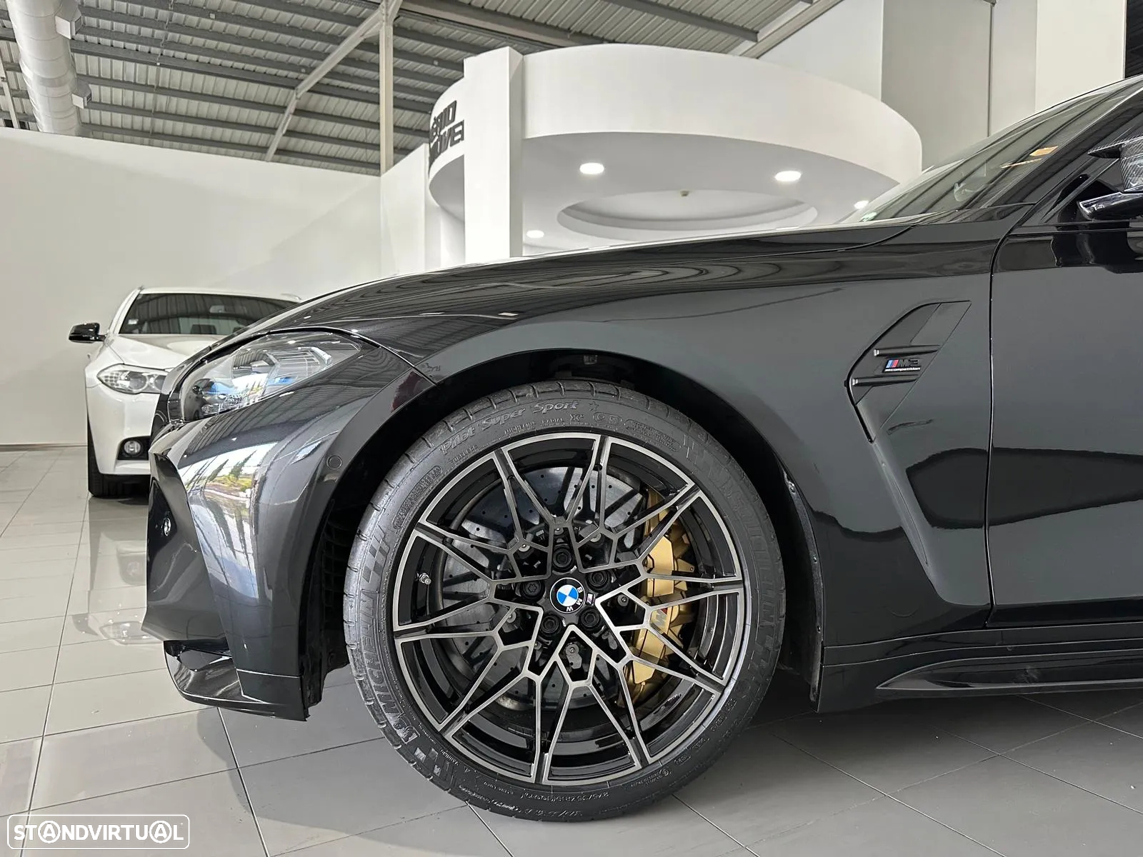 BMW M3 Competition - 9