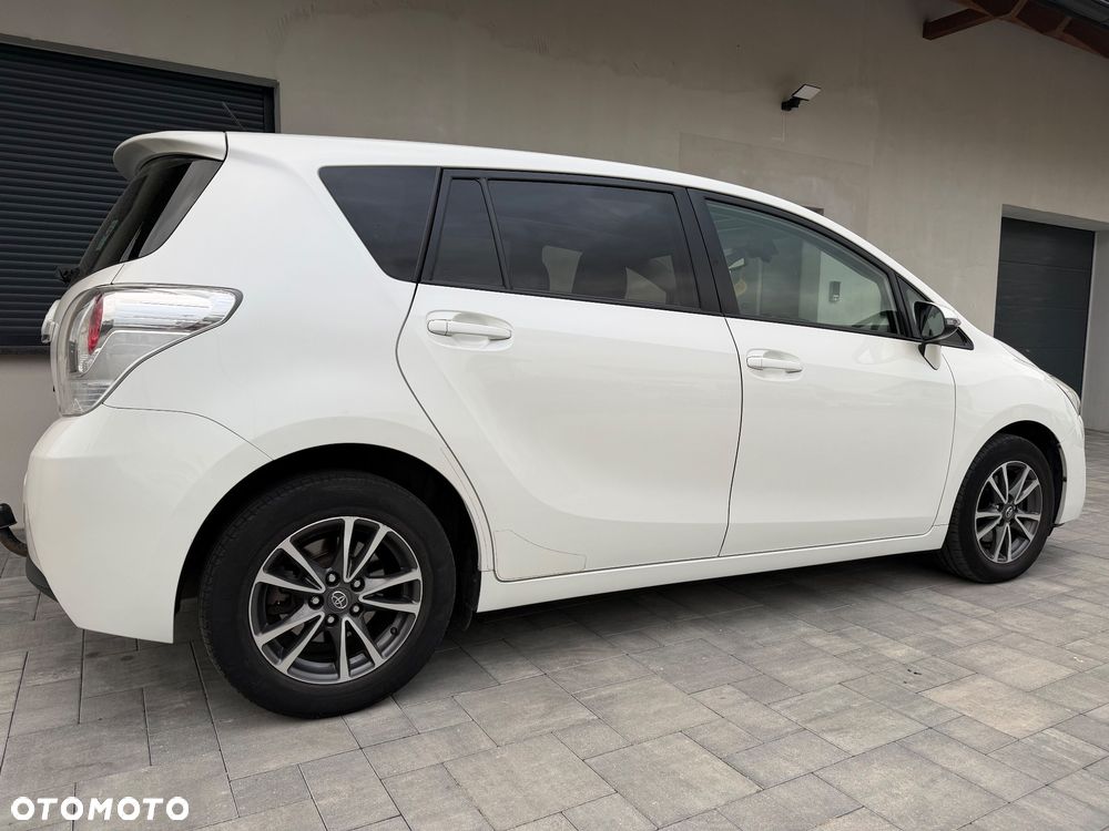 Toyota Verso 2.0 D-4D Active - 3