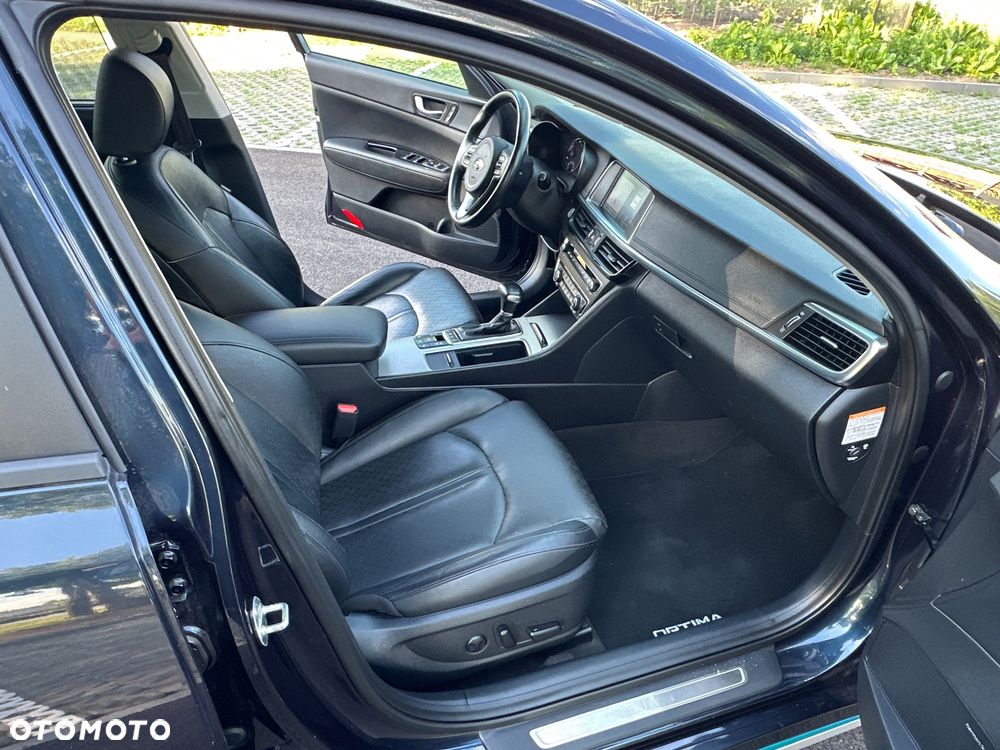 Kia Optima Plug-in Hybrid - 26