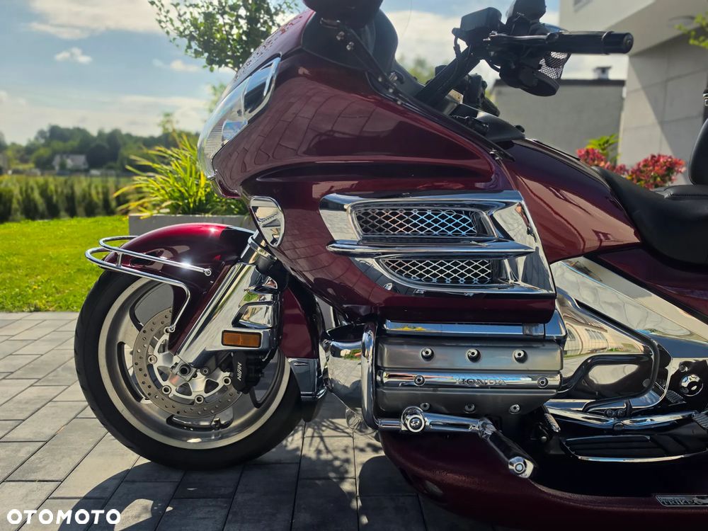 Honda GL - 10