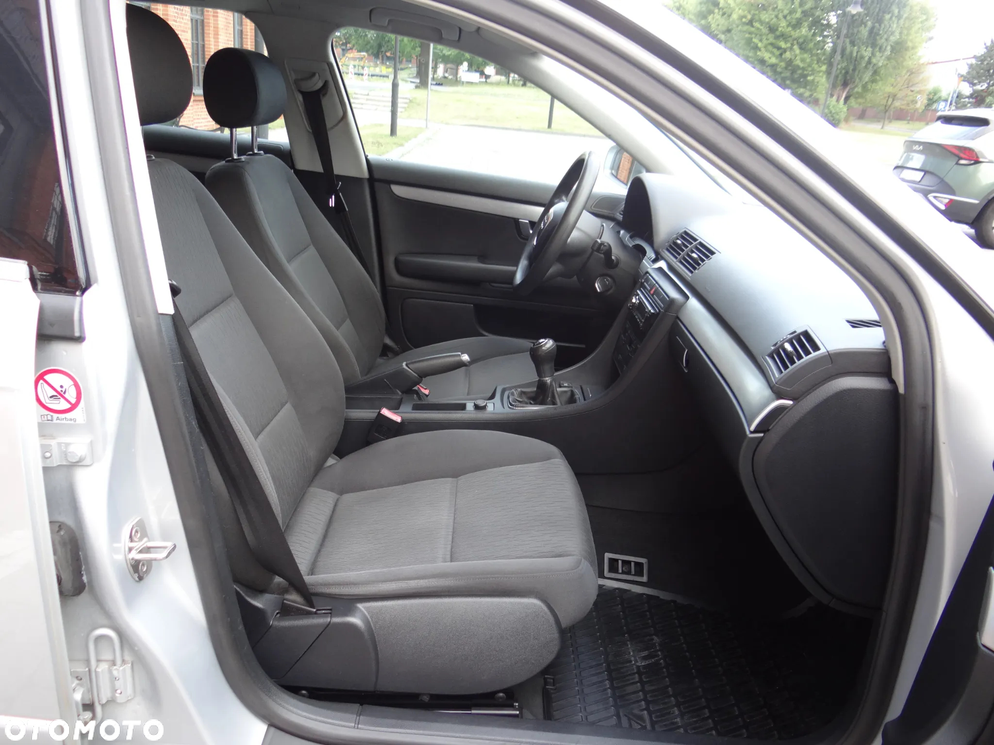Audi A4 1.6 - 17