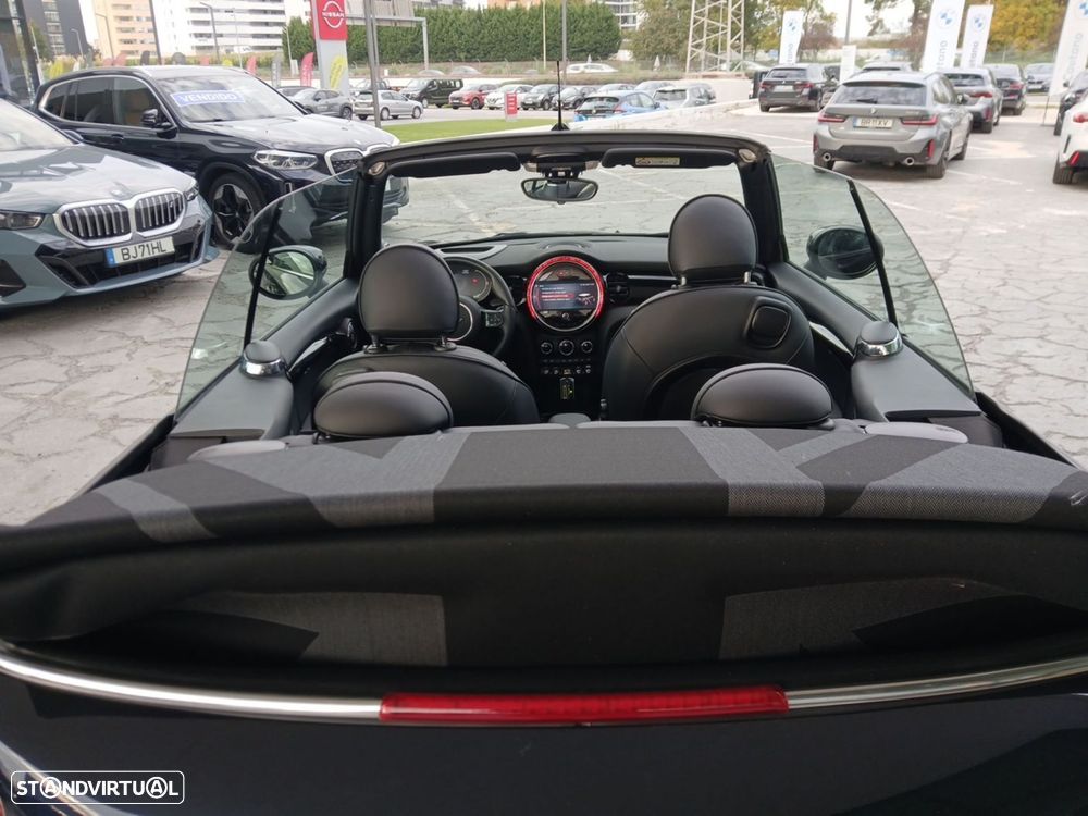 MINI Cabrio Cooper SE - 29