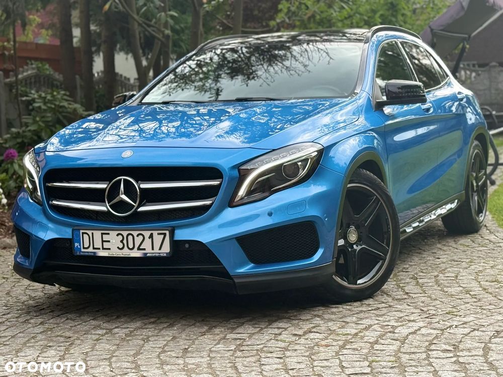 Mercedes-Benz GLA - 39