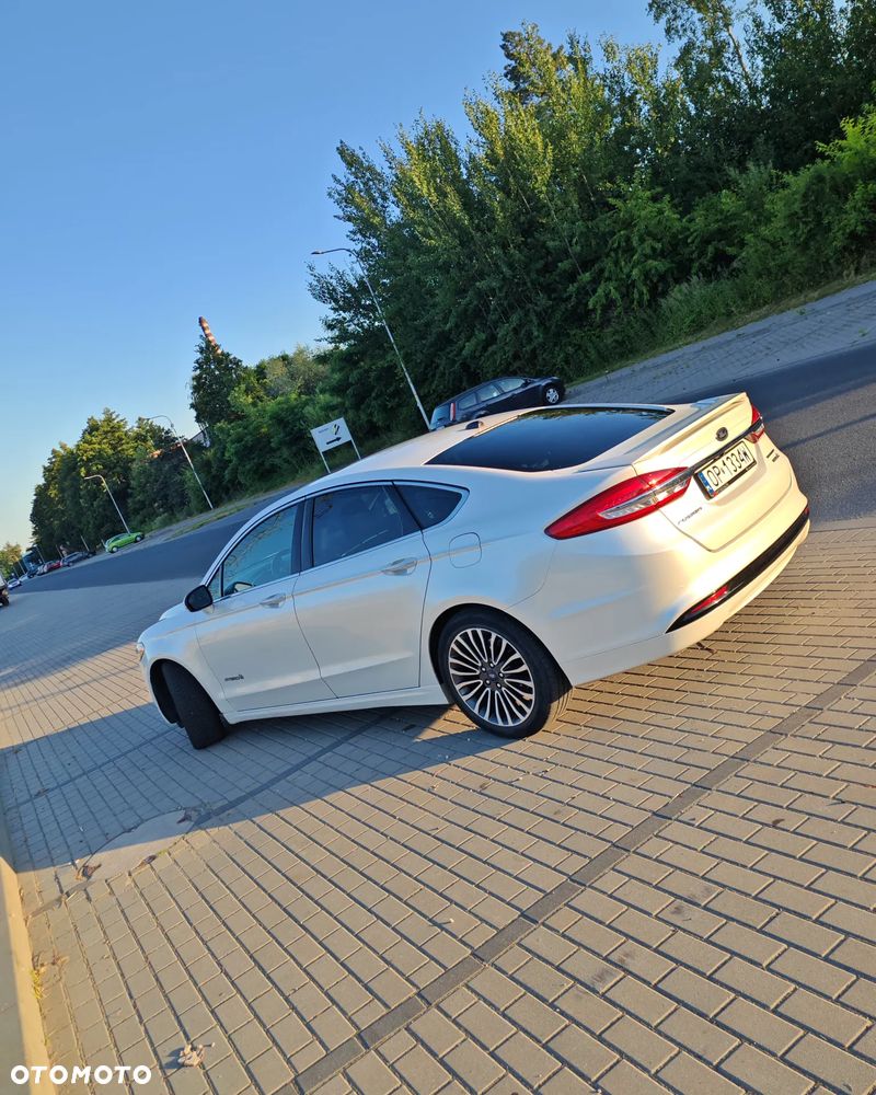 Ford Mondeo - 30