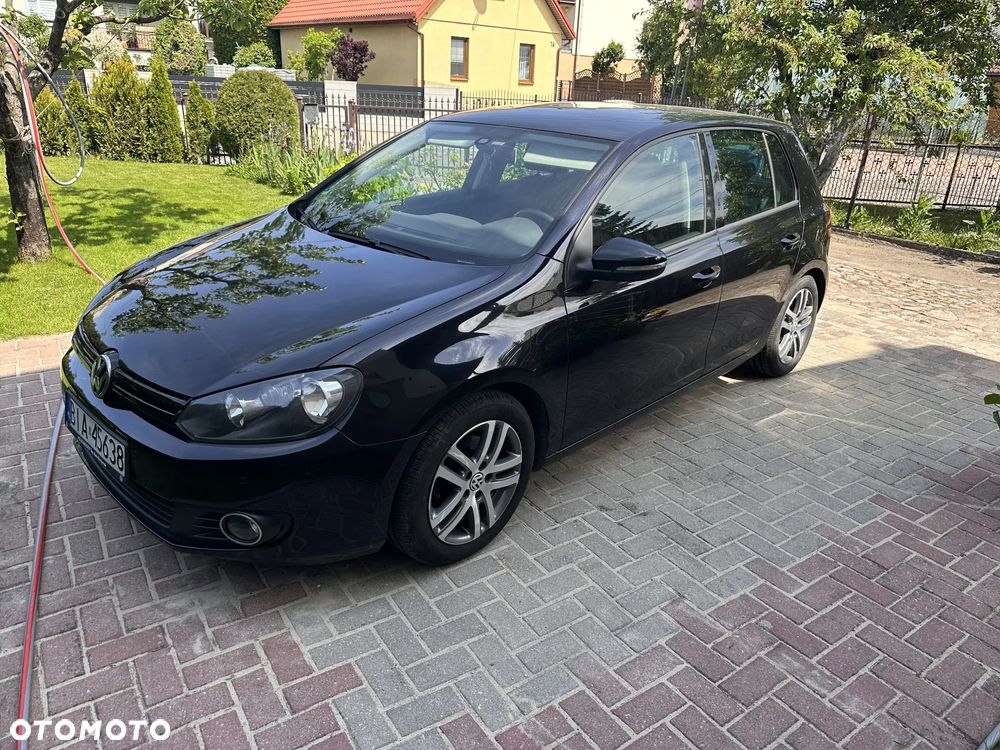 Volkswagen Golf 1.6 Highline - 1