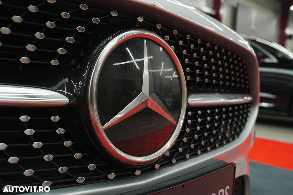 Mercedes-Benz A 180 d Sedan 7G-DCT AMG Line - 25