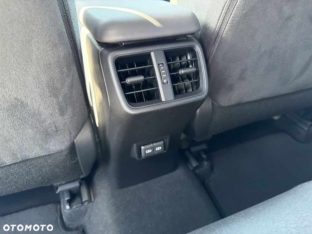 Lexus UX 250h GPF Business Edition 2WD - 27