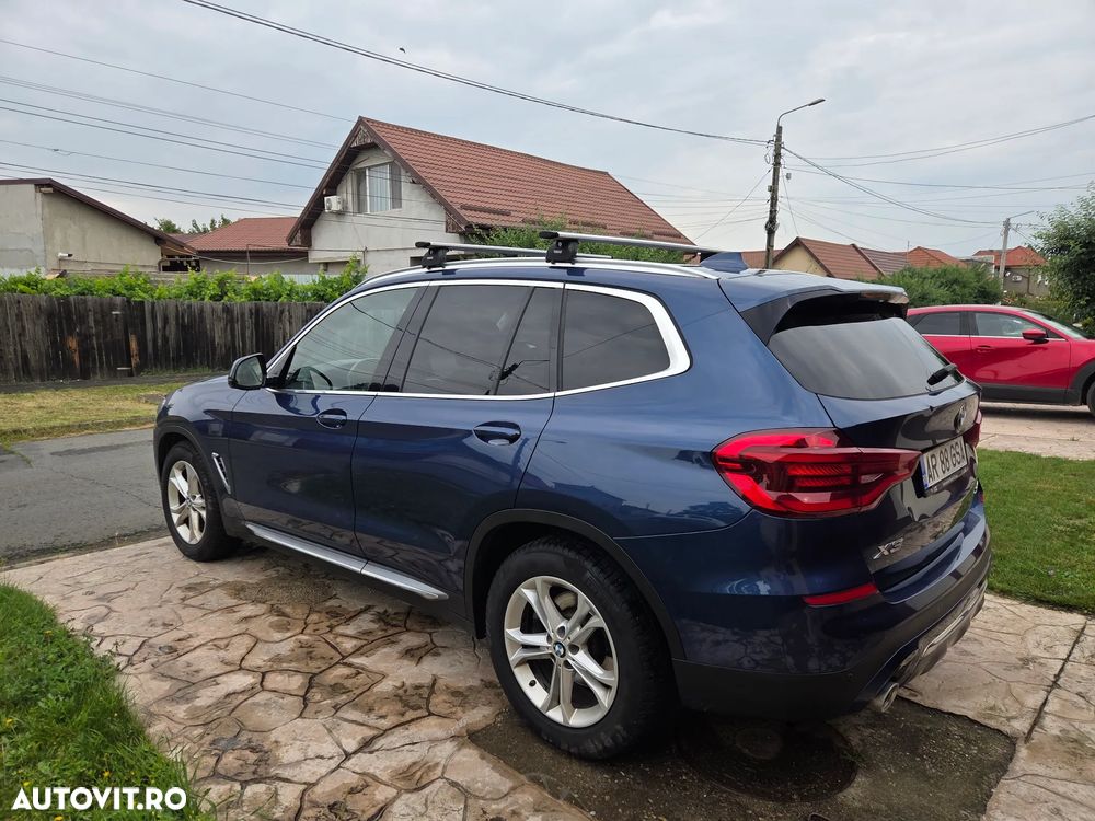 BMW X3 xDrive20d AT Luxury Line - 3