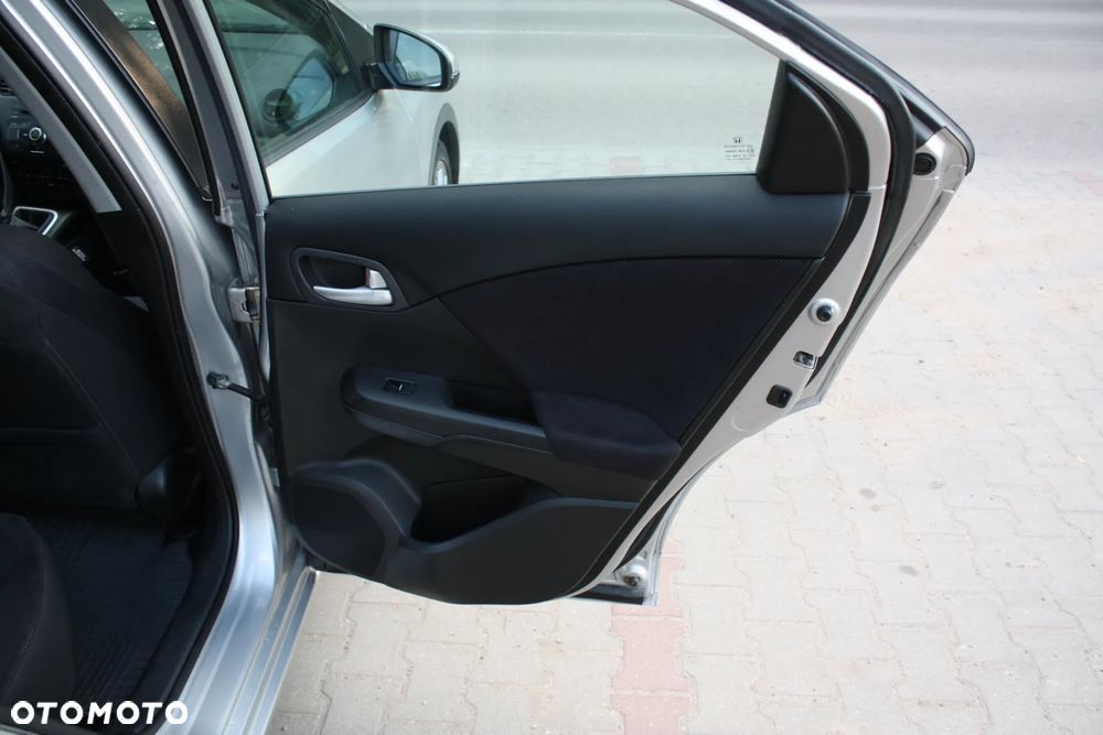 Honda Civic 1.8 Sport - 16