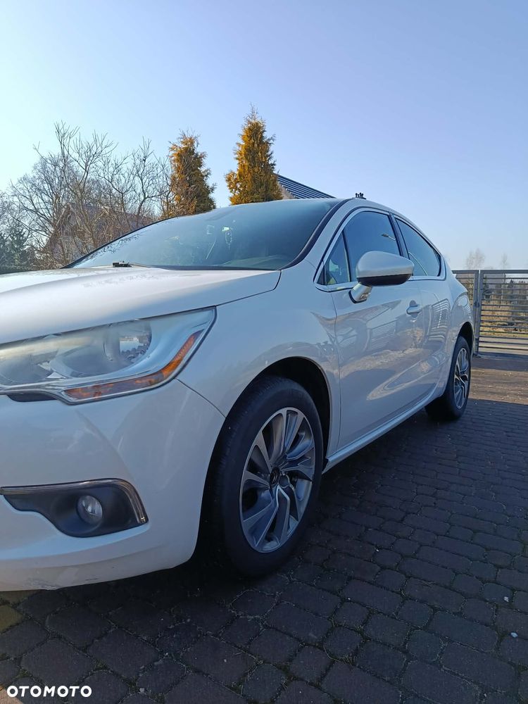 Citroën DS4 e-HDi 115 Chic - 7