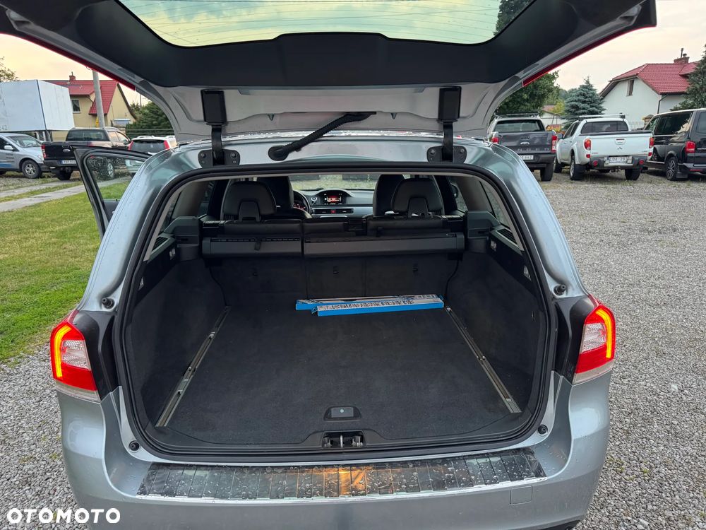 Volvo V70 D4 Geartronic Momentum - 9