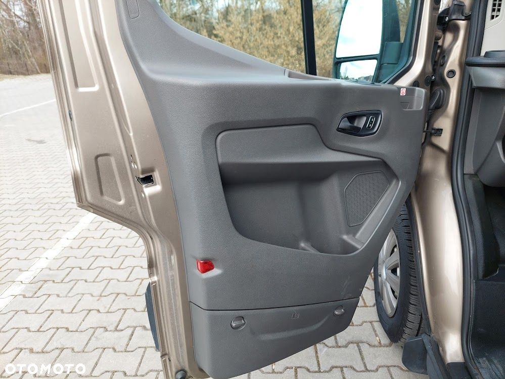 Ford Transit - 22
