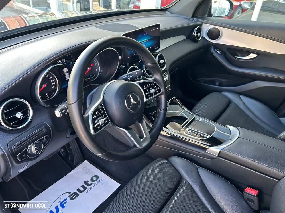 Mercedes-Benz GLC 300 - 21