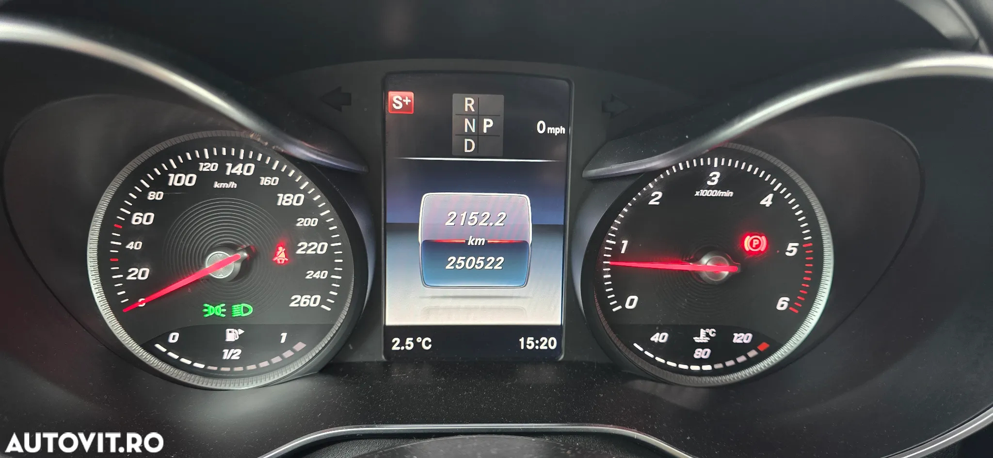 Mercedes-Benz GLC 220 d 4Matic 9G-TRONIC - 10