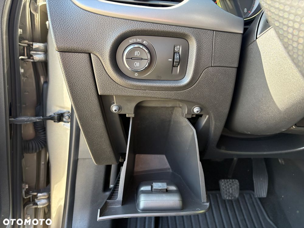 Opel Astra 1.4 T Enjoy - 15