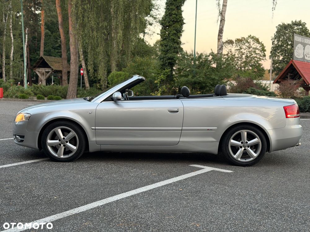 Audi A4 Cabrio 2.0 TDI DPF - 9