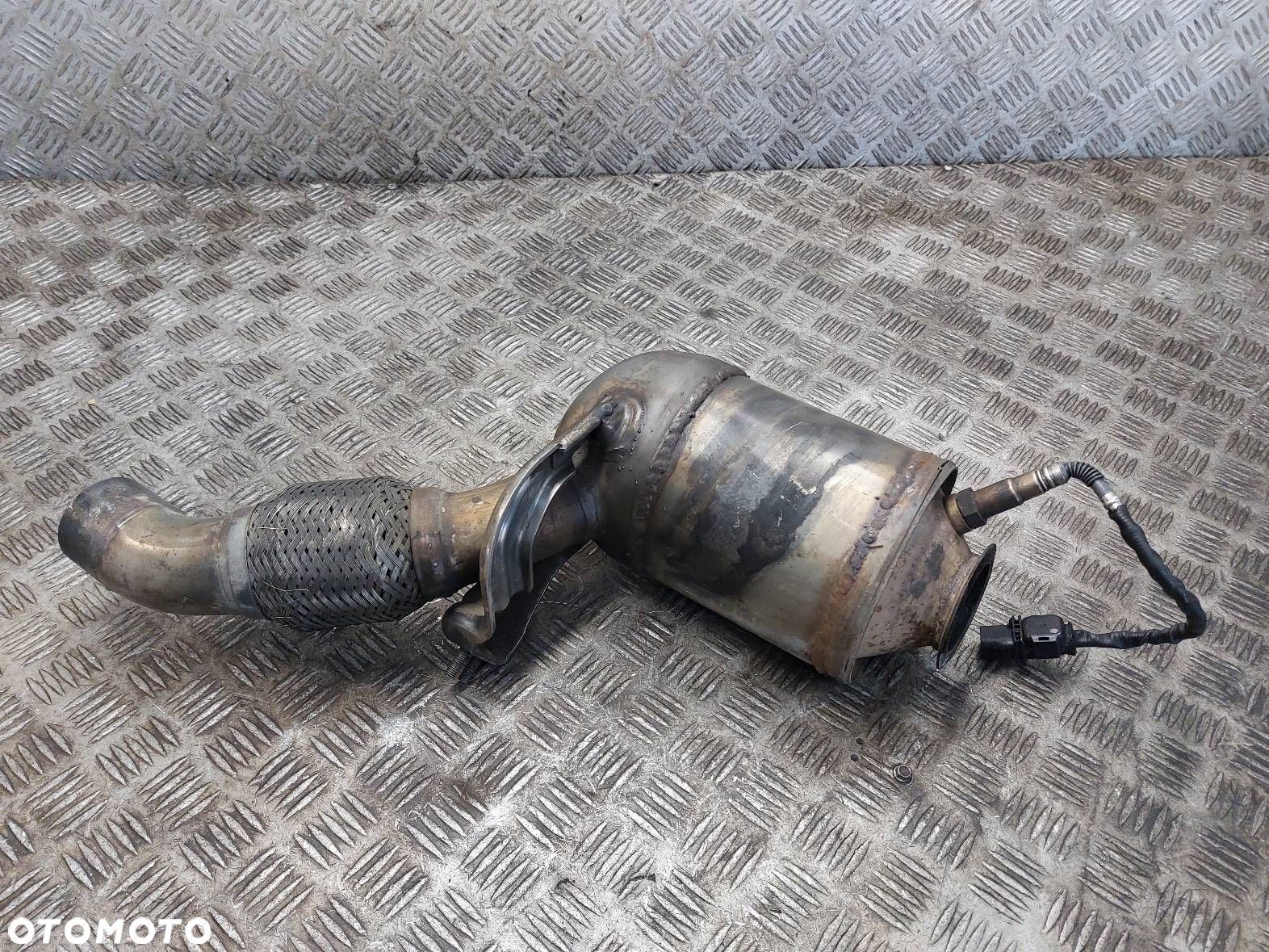 KATALIZATOR PUSTY ATRAPA BMW E90 2.0 D 779160001 0281004018 - 1
