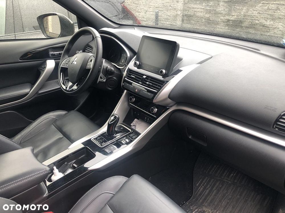 Mitsubishi Eclipse Cross - 7