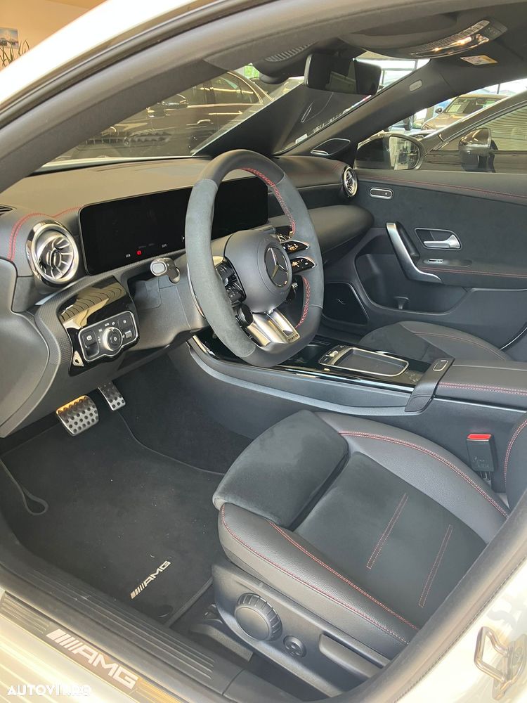 MERCEDES-BENZ CLA 2024 — imagine 15