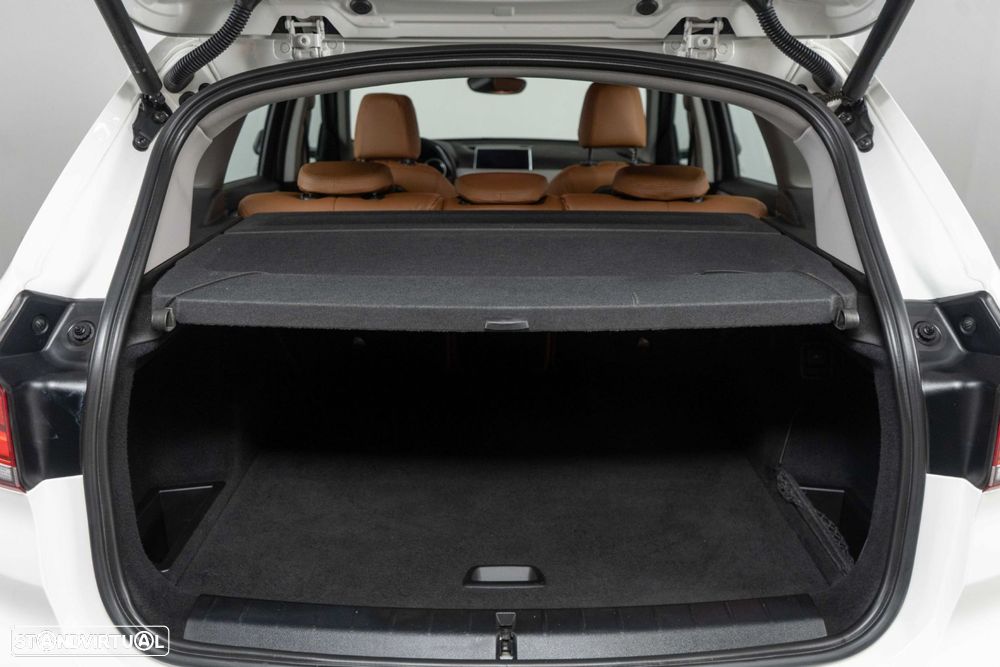 BMW X1 25 e xDrive Corporate Edition - 13