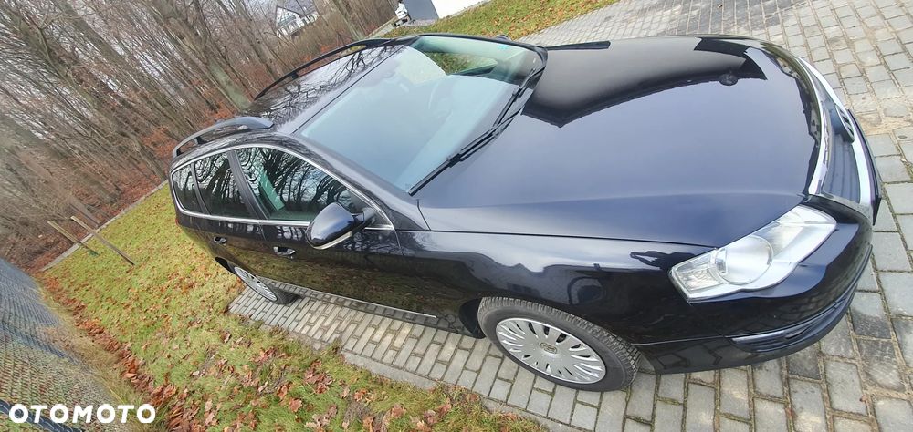 Volkswagen Passat - 2