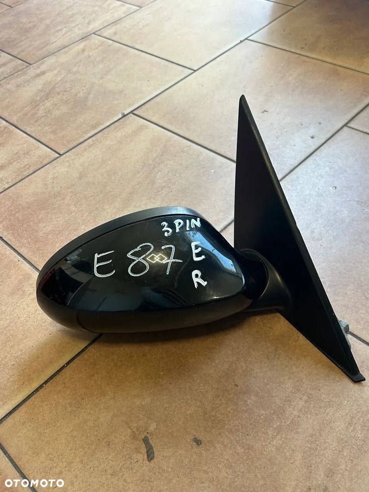 LUSTERKO BMW E87 PRAWE EUROPA 3PIN - 2