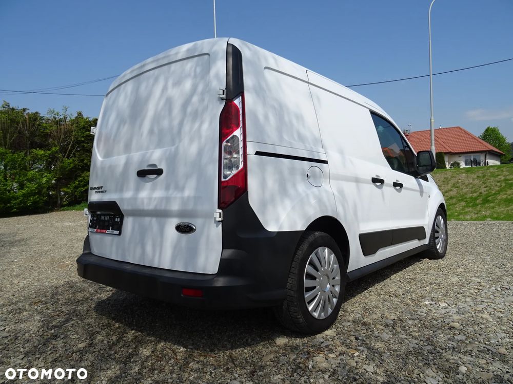 Ford TRANSIT CONNECT - 17