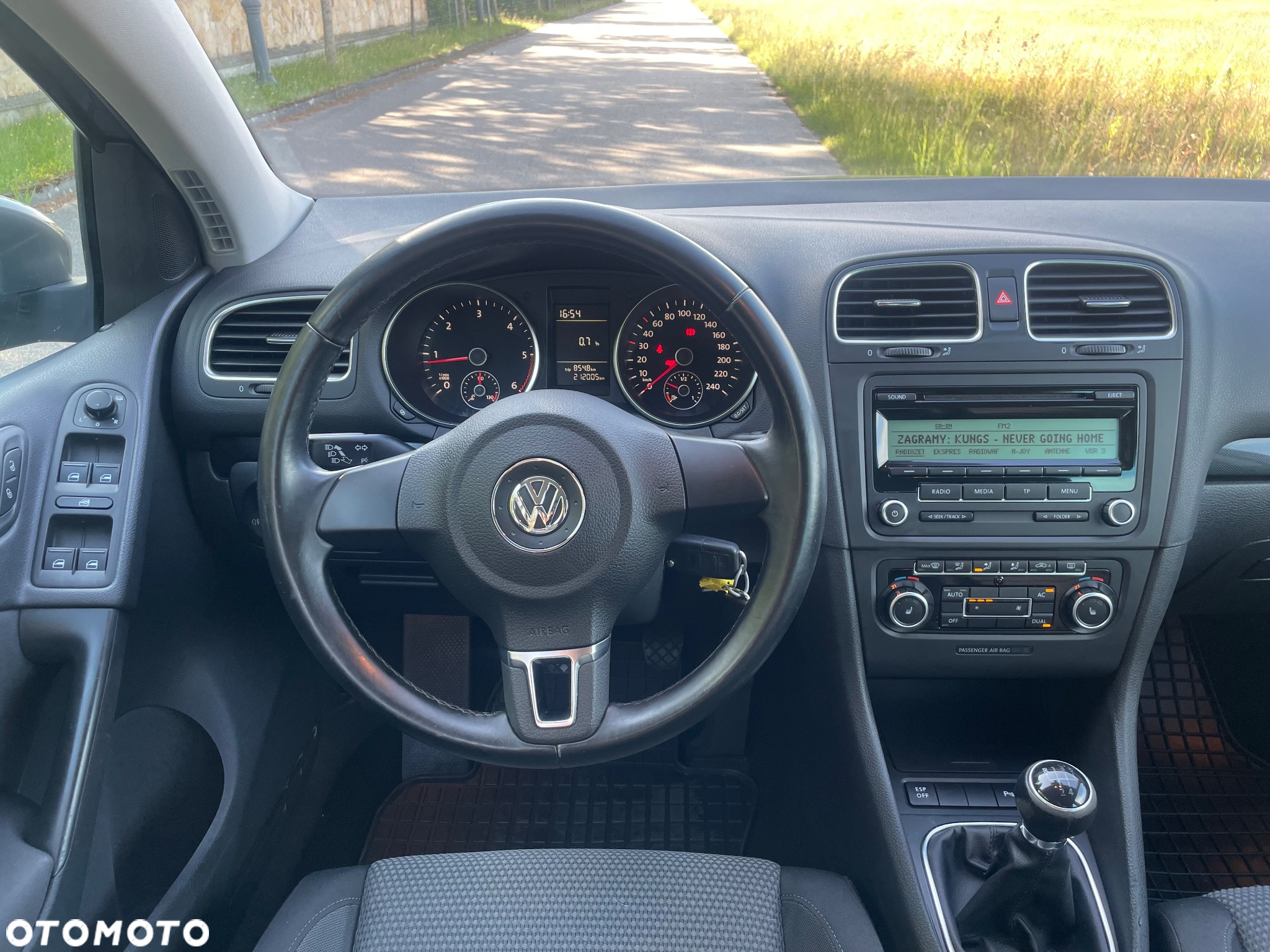 Volkswagen Golf 2.0 TDI DPF Comfortline - 20