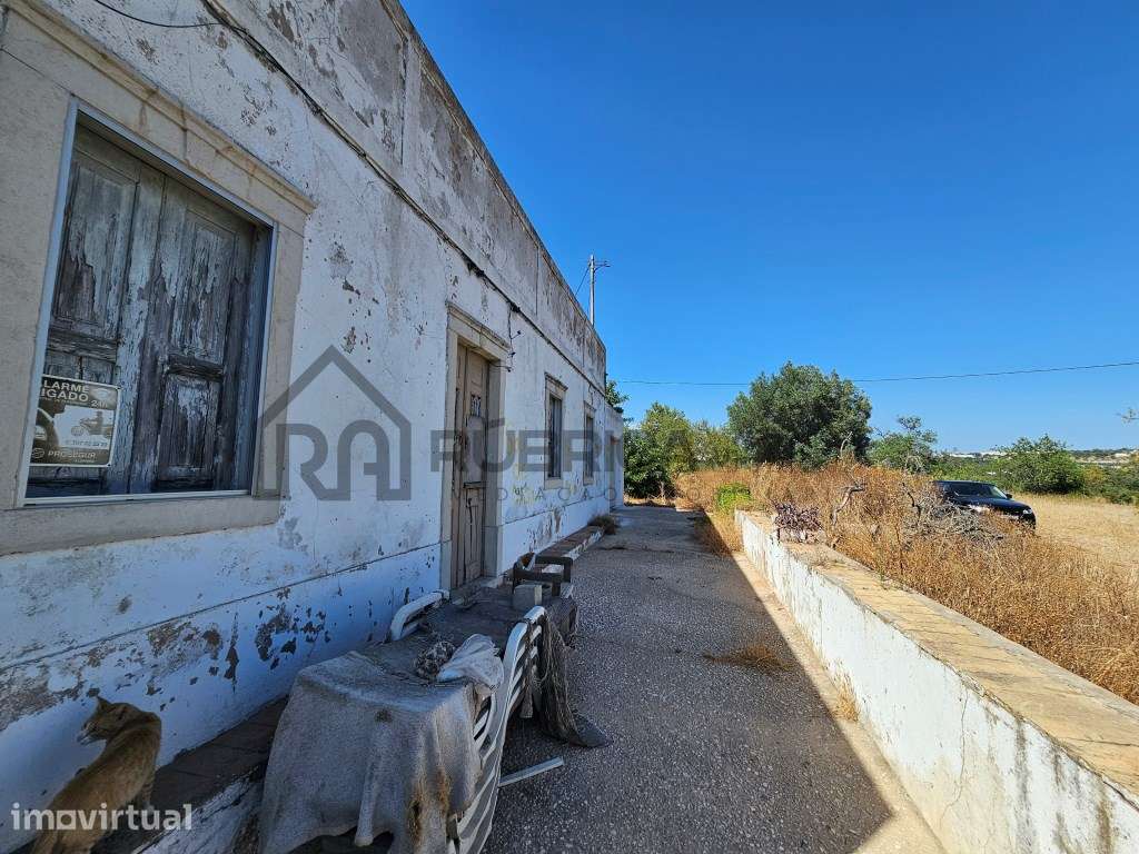 Casa com herdade de 30 mil m2 a sul de Loulé com enorme potencial - Grande imagem: 5/18
