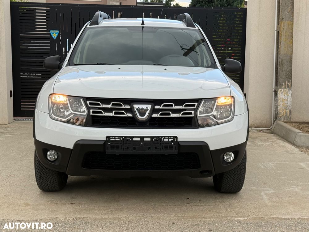 Dacia Duster 1.6 4x2 Laureate - 3