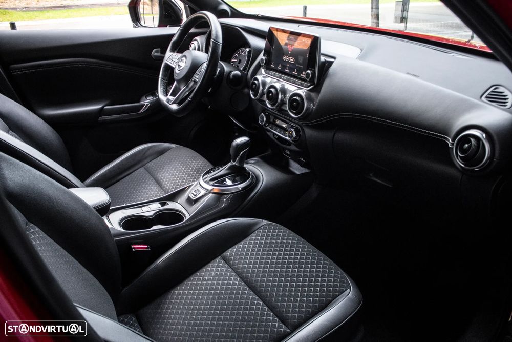 Nissan Juke 1.0 DIG-T DCT N-Connecta - 27