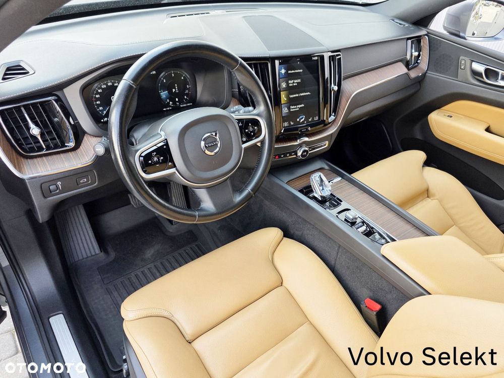 Volvo XC 60 - 13
