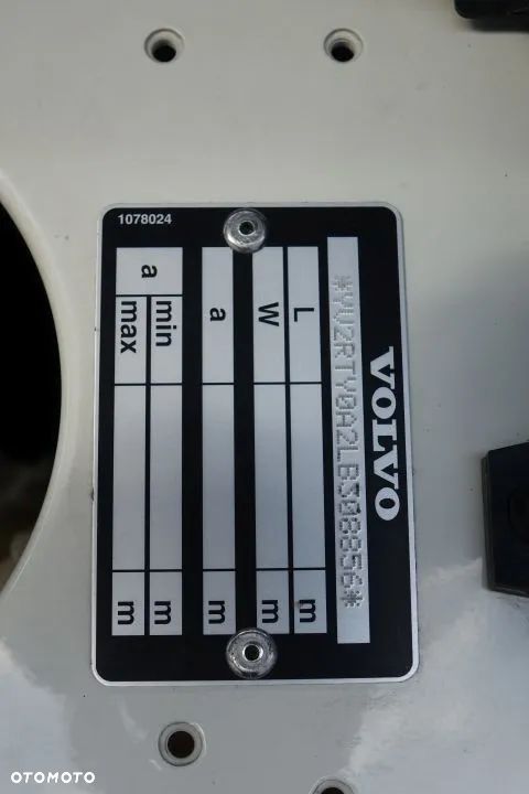 Volvo FH 460 GLOBETROTTER / STANDARD/ AUTOMAT / EURO 6 / 2 ZBIORNIKI PALIWA / KLIMATYZACJA POSTOJOWA/ LODÓWKA - 27