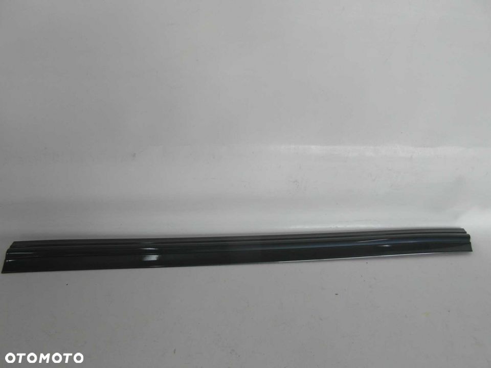 CHRYSLER VOYAGER IV LISTWA DRZWI LEWA TYŁ - 2