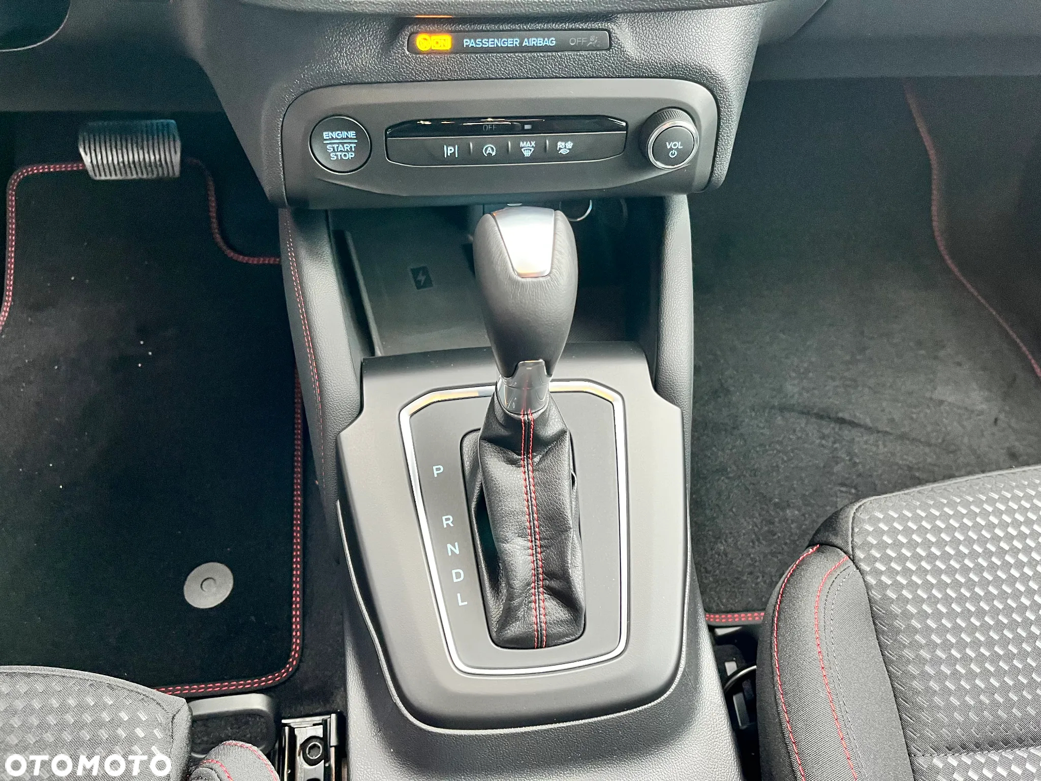 Ford Focus 1.0 EcoBoost mHEV ST-Line X - 18