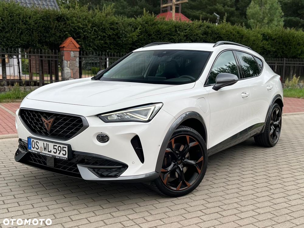 Cupra Formentor 1.4 e-Hybrid DSG Tribe Edition - 1