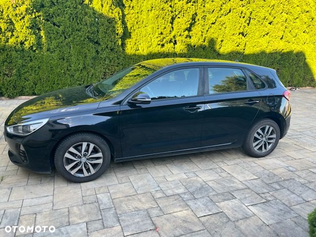 Hyundai i30 1.4 Classic + - 19