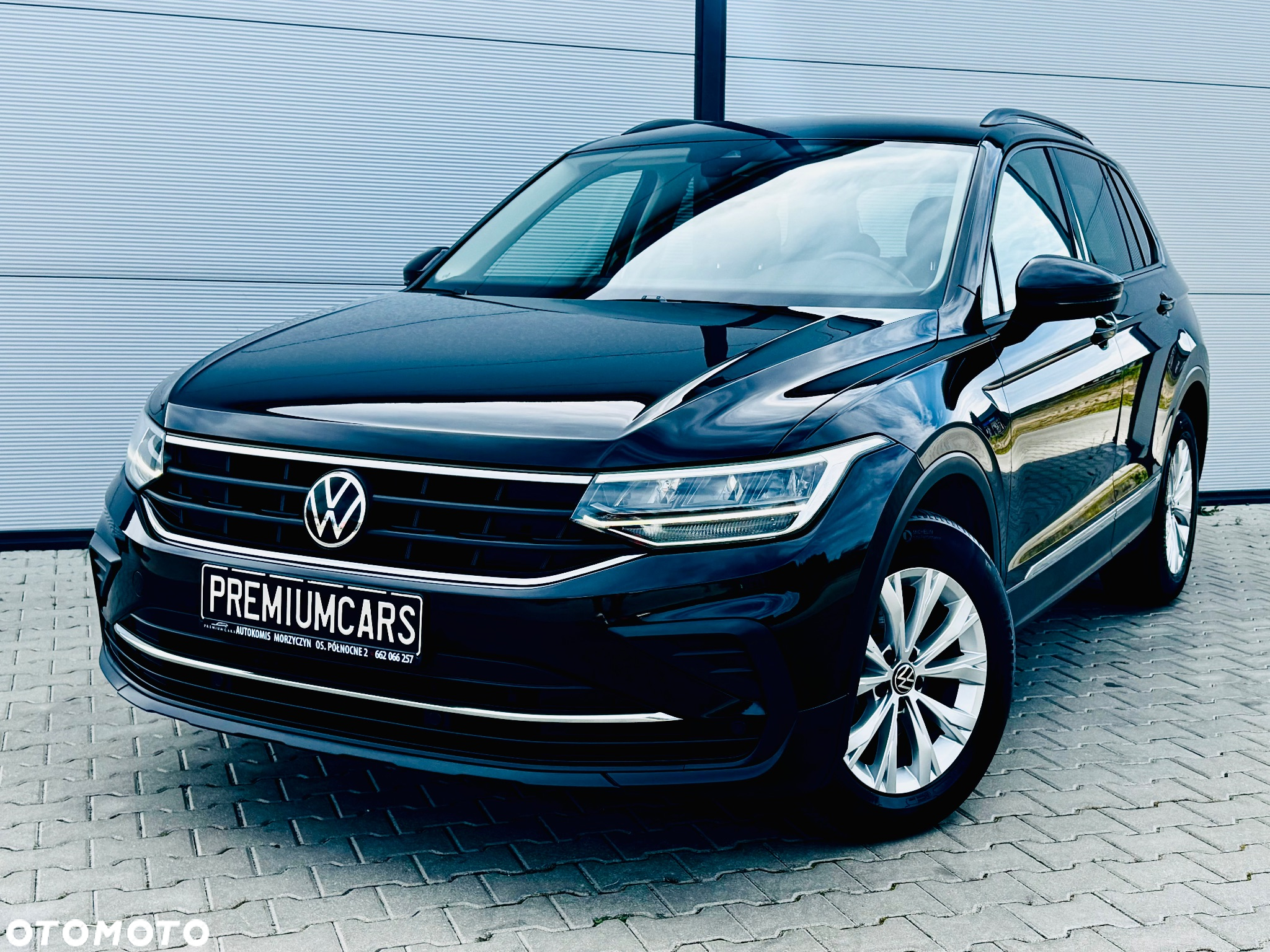 Volkswagen Tiguan - 2