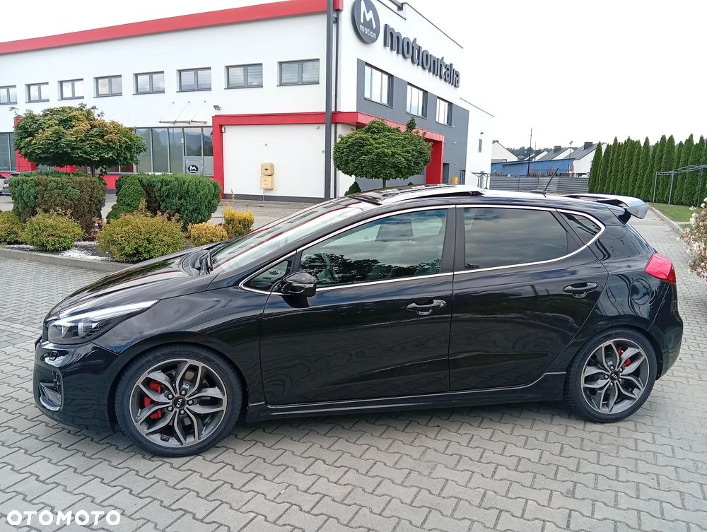 Kia Ceed 1.6 T-GDI GT-Track - 11