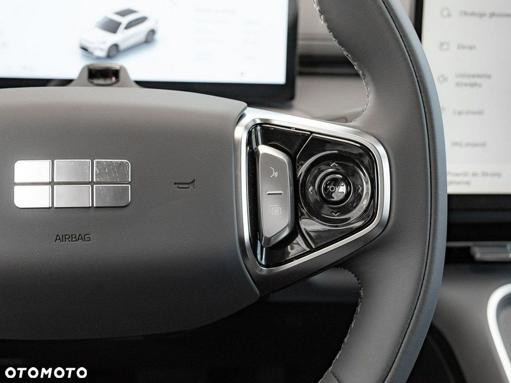 Geely Starray EM-i 1.5 PHEV Pro - 27