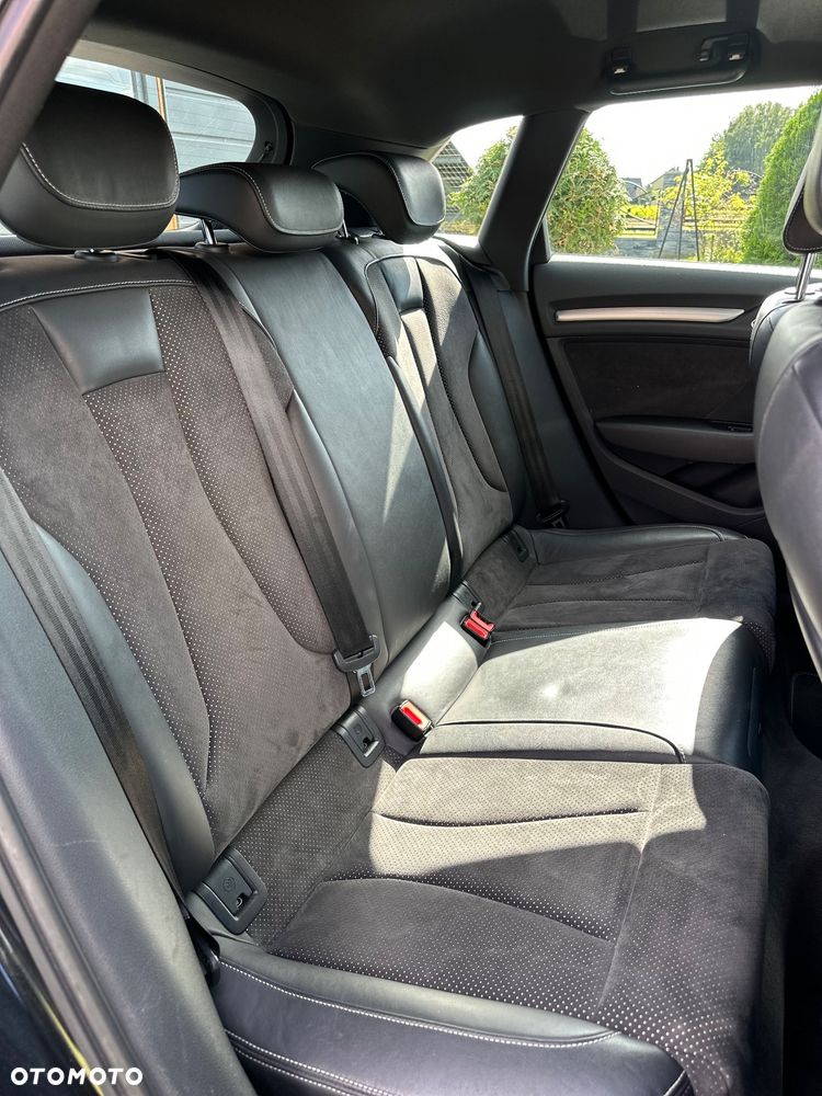 Audi A3 Sportback 2.0 TDI S line Sportpaket - 17
