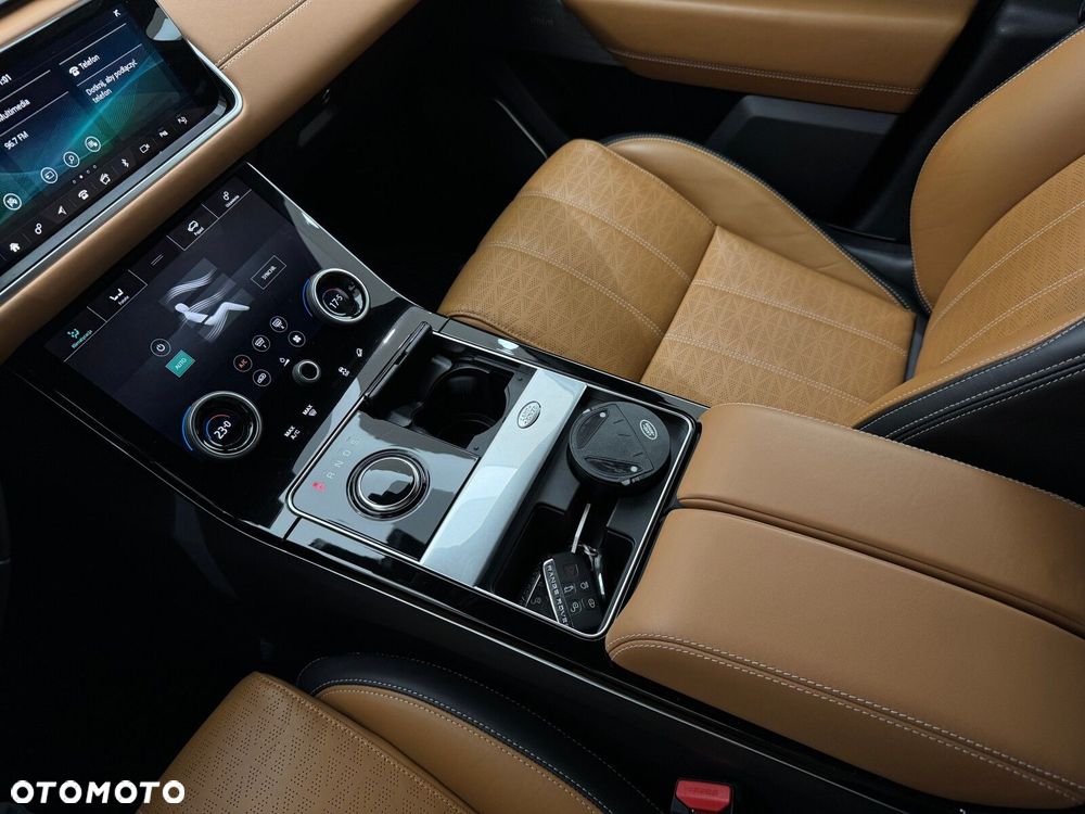Land Rover Range Rover Velar 2.0 TD4 R-Dynamic HSE - 26