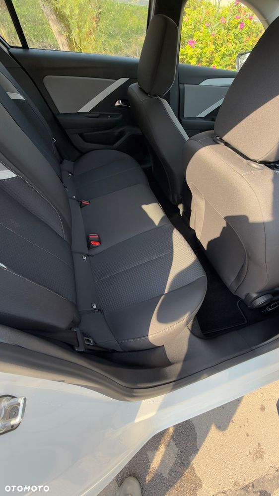 Opel Astra 1.5 D Automatik Edition - 12