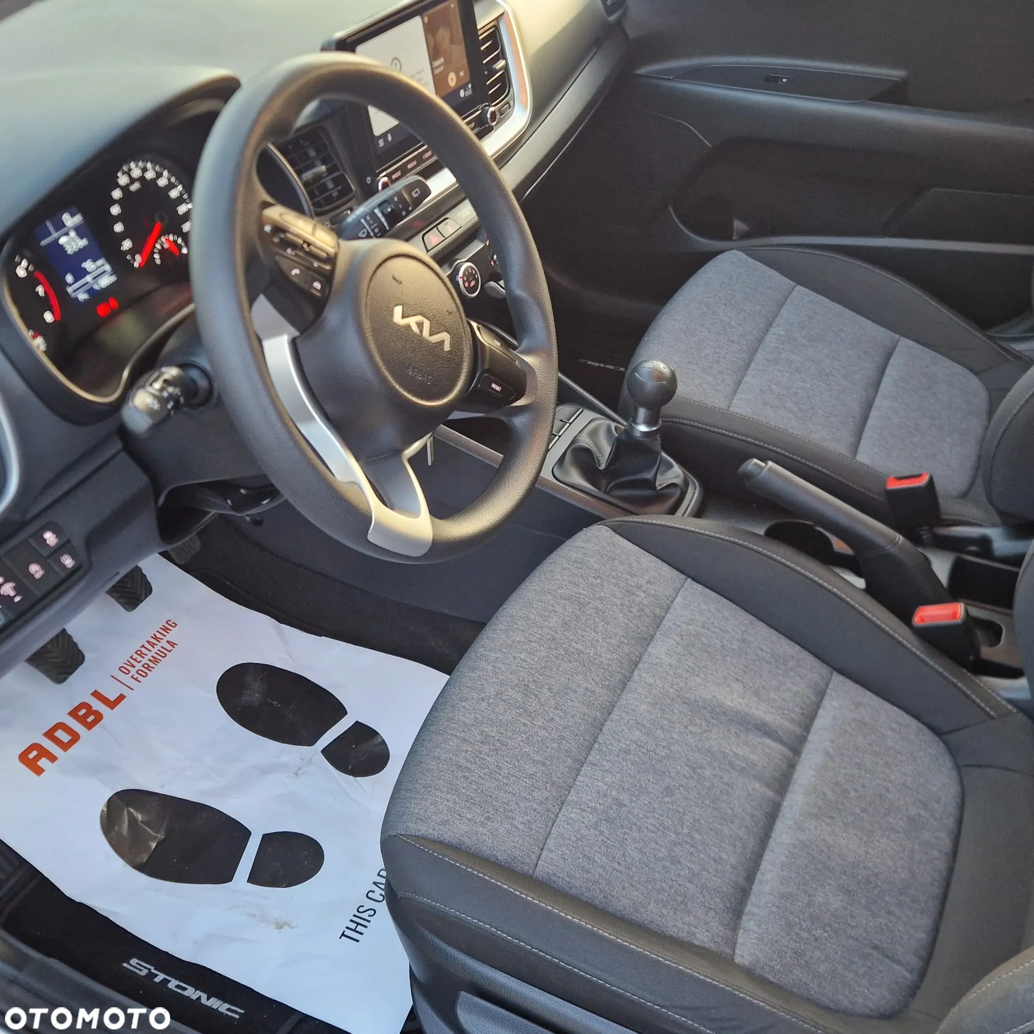 Kia Stonic 1.2 M - 11