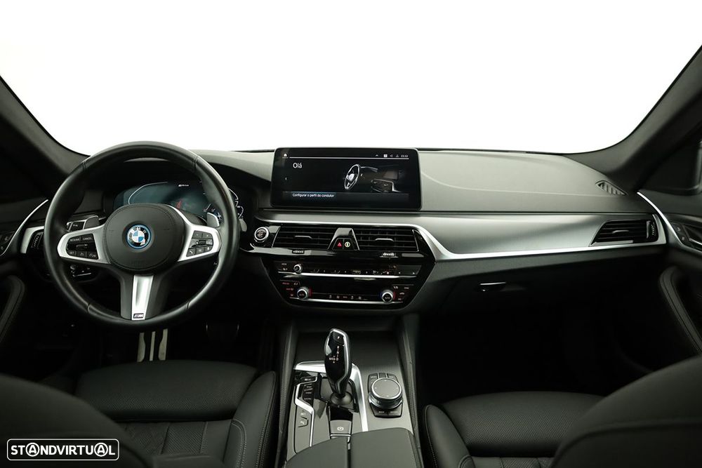 BMW 530 e Pack M - 9